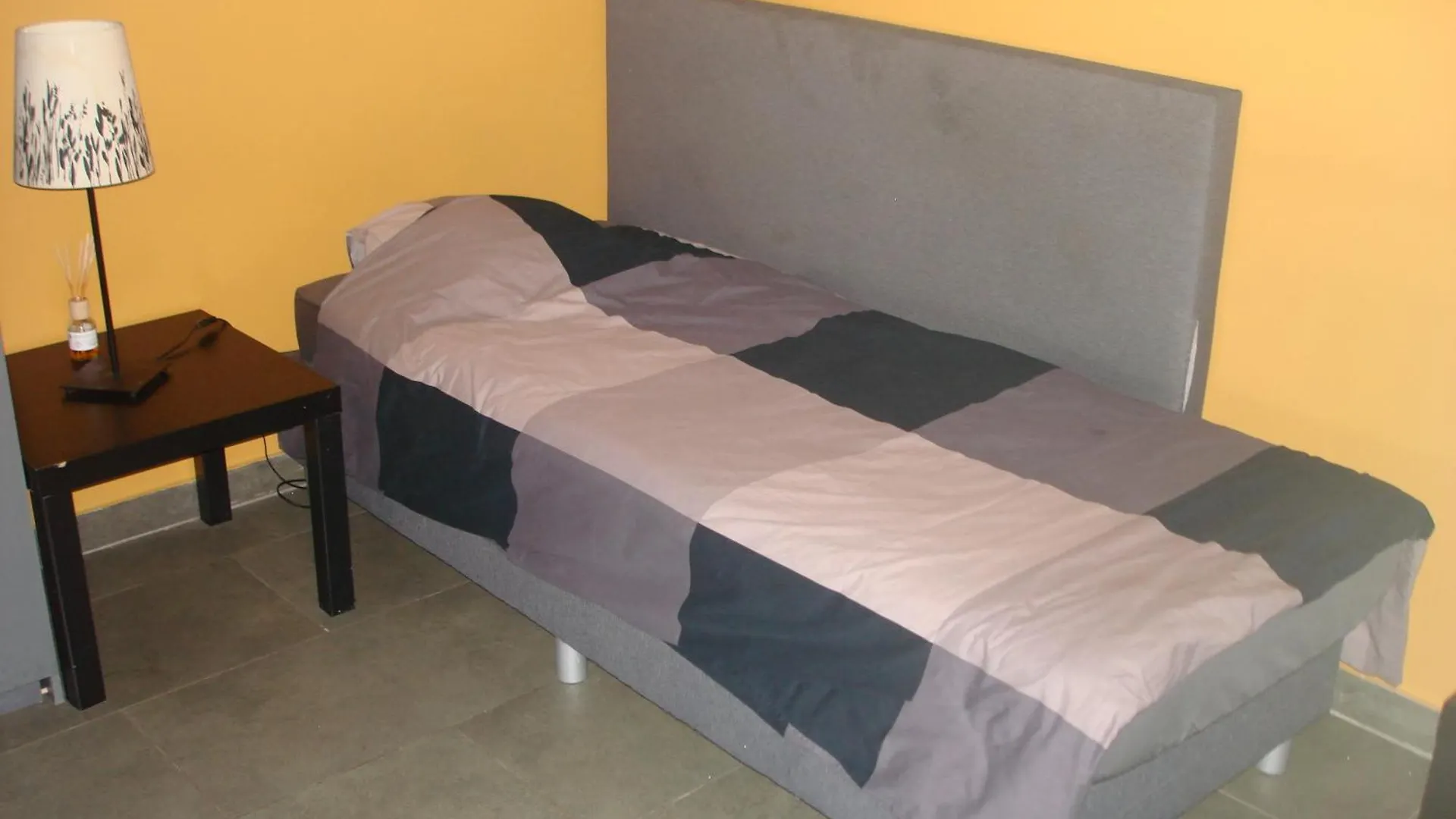 Appartement Courcelles