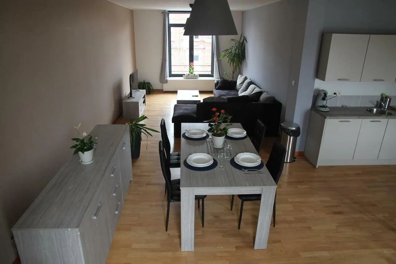 Appartement Courcelles
