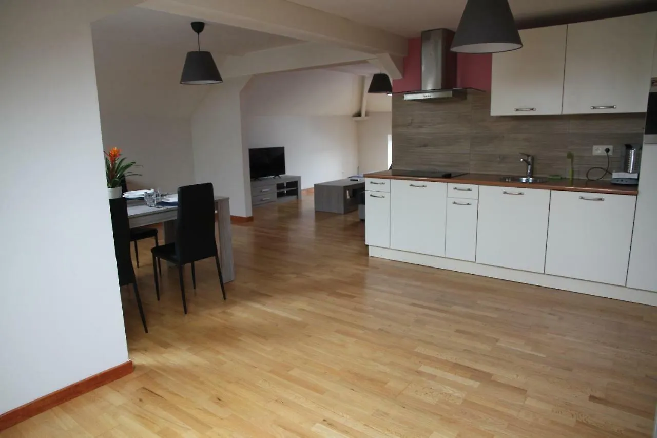 Appartement Courcelles