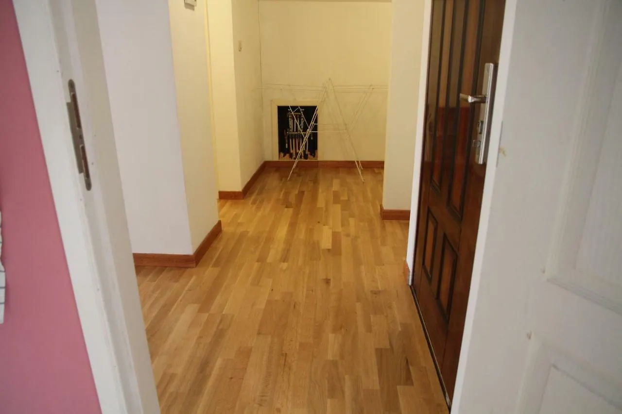 Appartement Courcelles