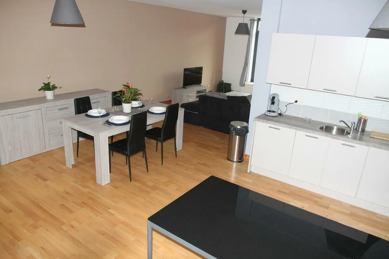 Appartement Courcelles
